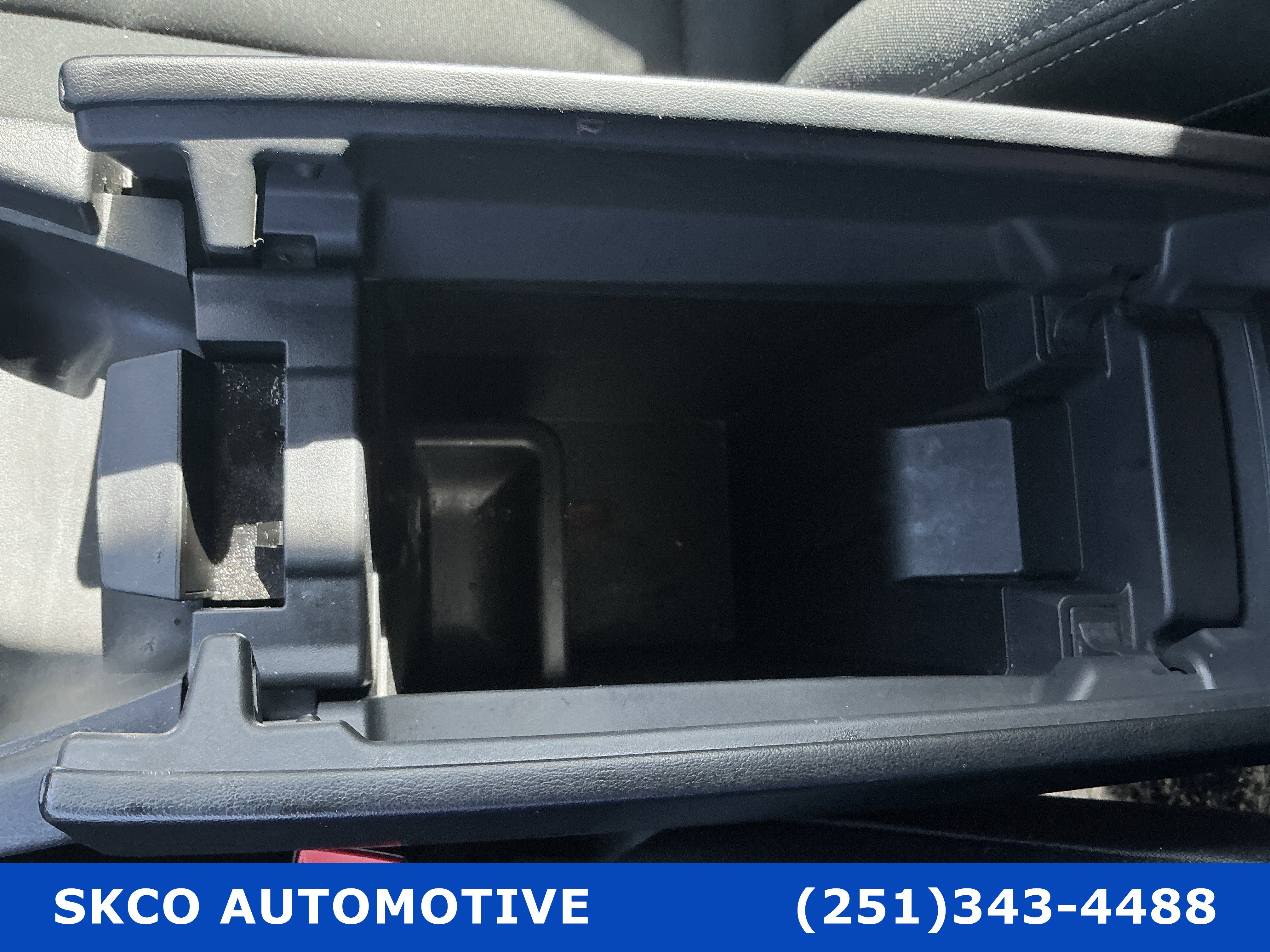 Used 2023 Nissan Rogue S FWD image 25