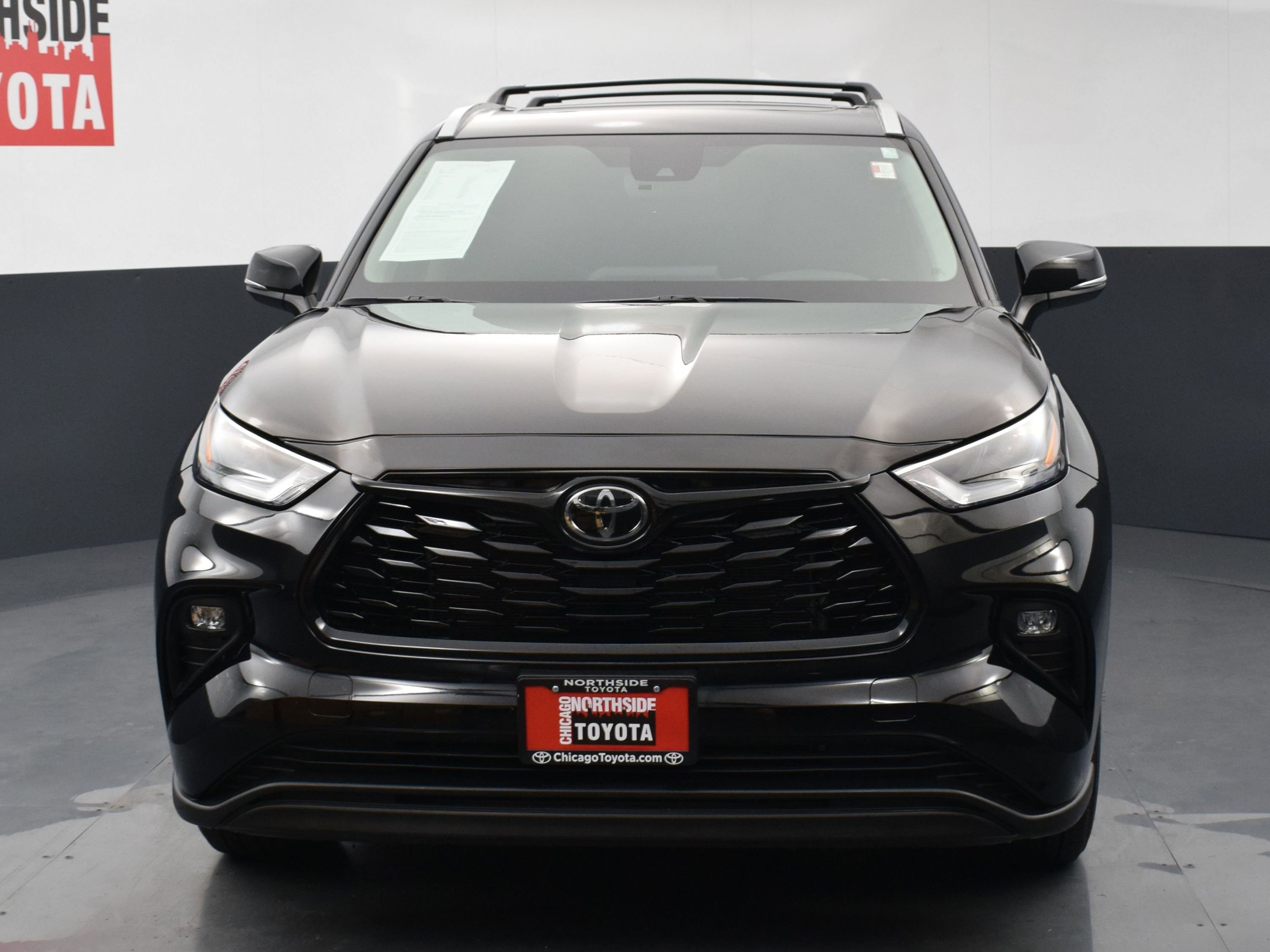 Used 2026 Toyota Highlander XLE AWD/4WD image 7
