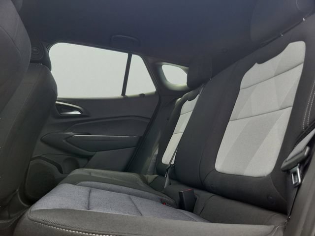 Used 2025 Chevrolet Trax RS w/ Driver Confidence Package FWD image 12