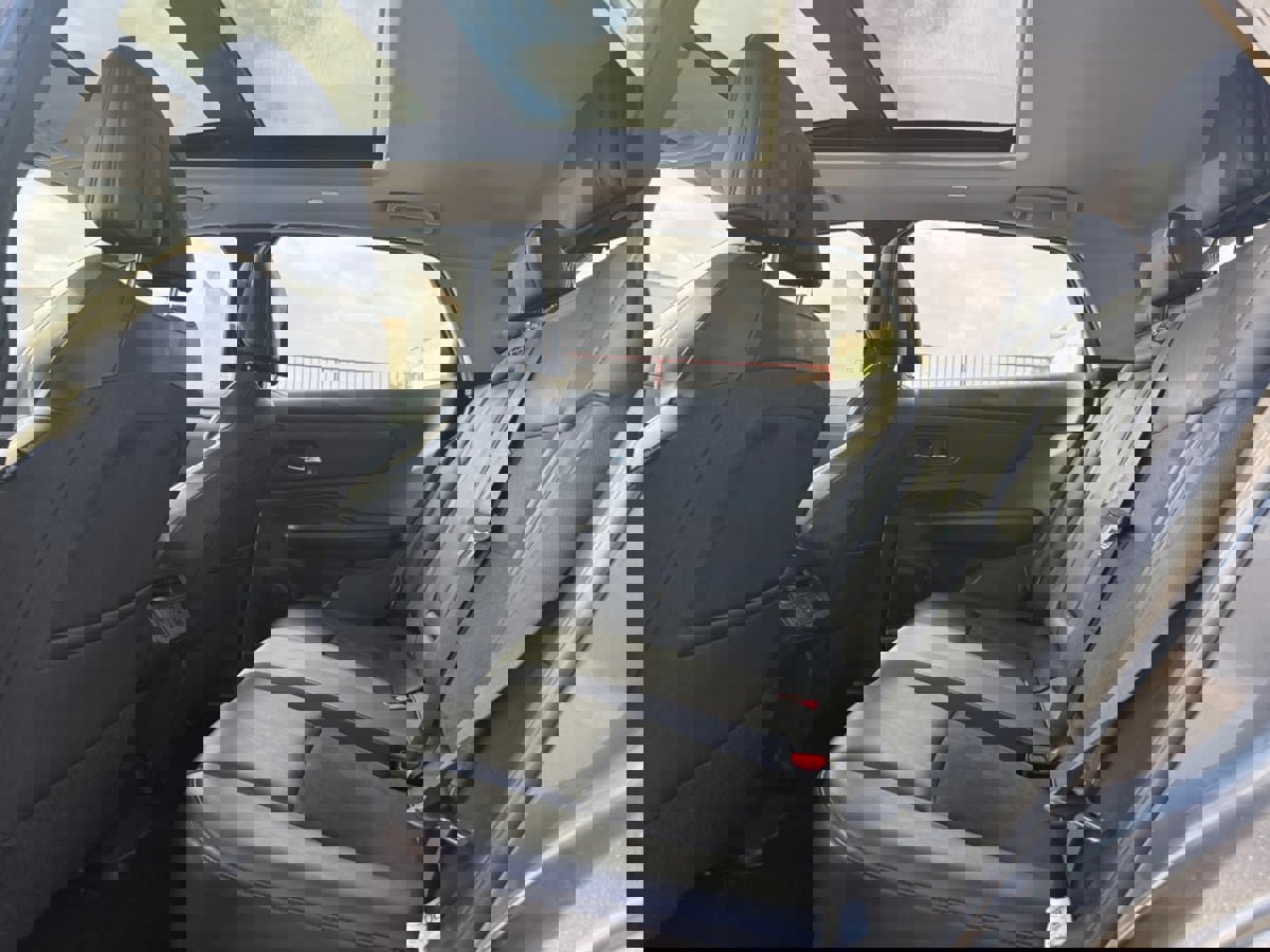 Used 2015 Tesla Model S 70 image 16