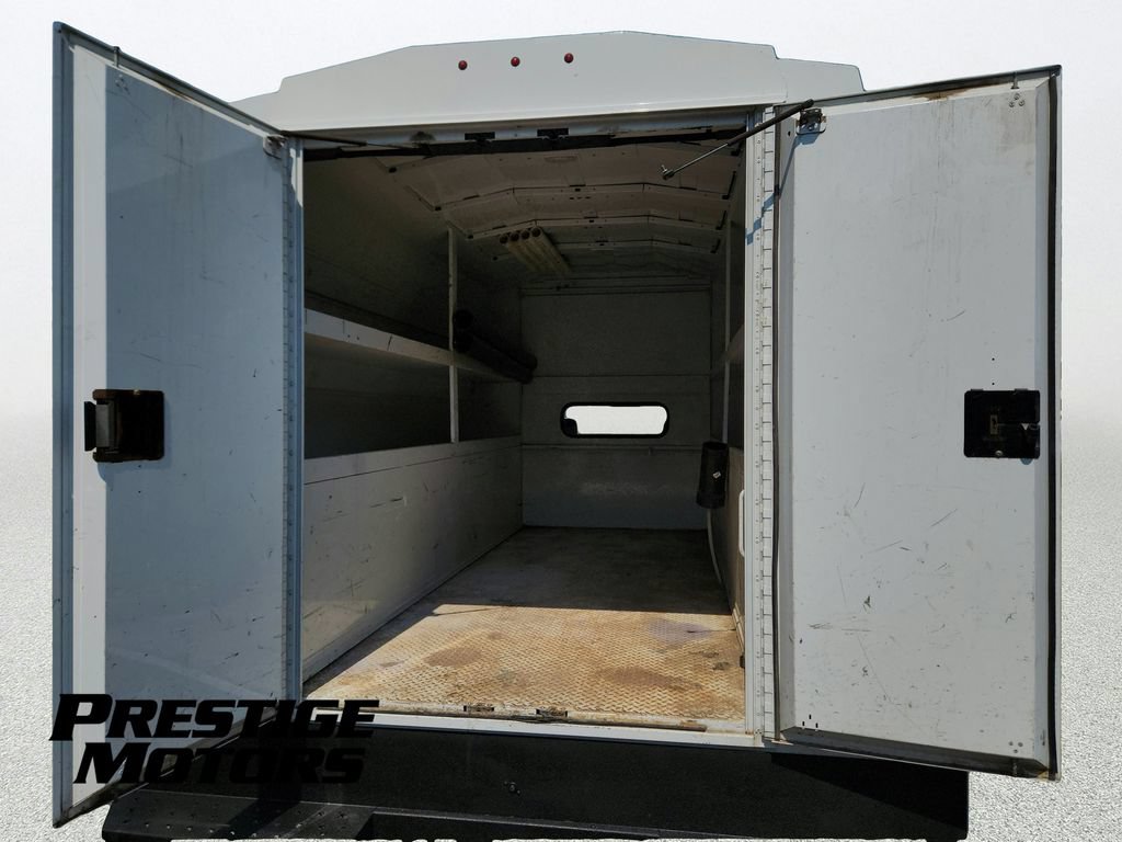 Used 2021 RAM 3500 Tradesman w/ Chrome Appearance Group RWD image 21