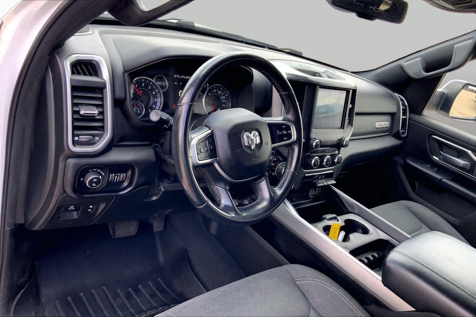 Used 2019 RAM 1500 Big Horn AWD/4WD image 17