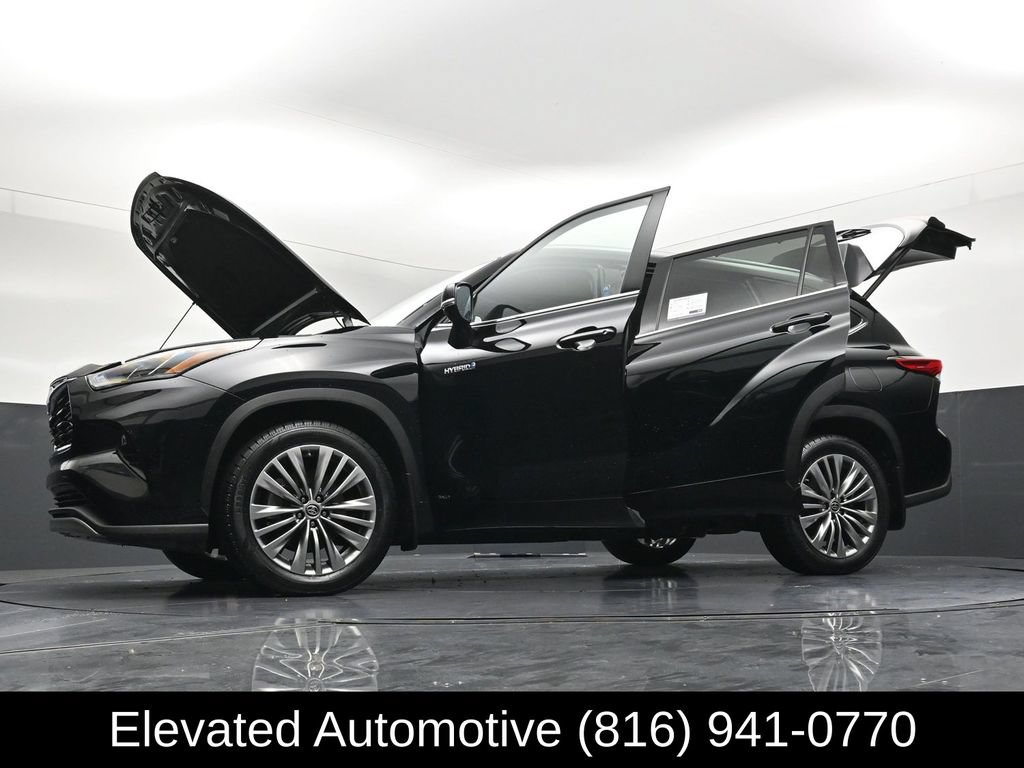 Used 2021 Toyota Highlander Platinum AWD/4WD image 34
