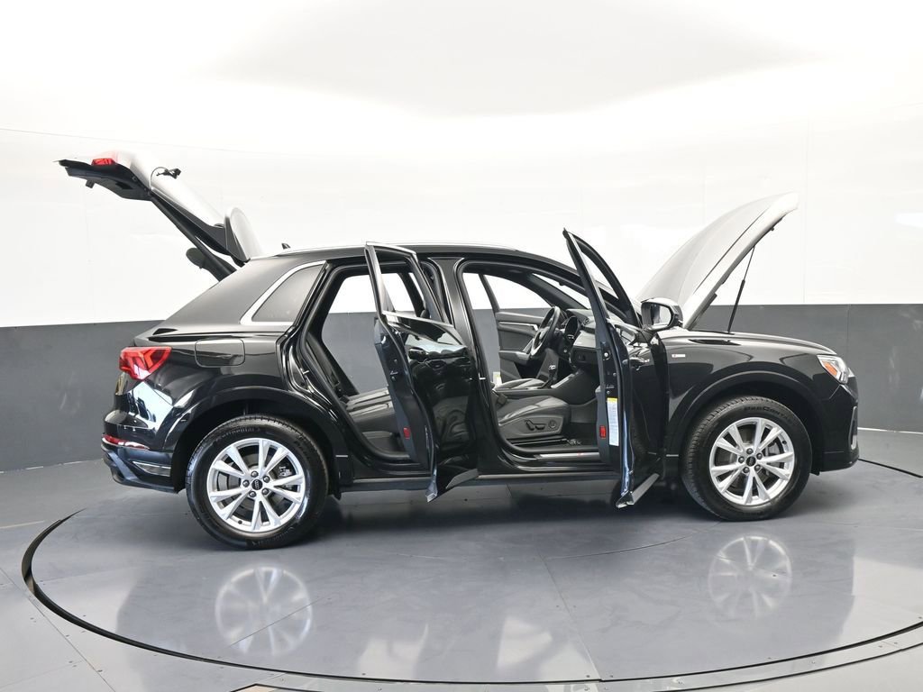 Used 2025 Audi Q3 2.0T Premium image 64