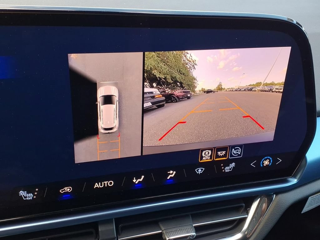 New 2026 Chevrolet Equinox EV LT AWD/4WD image 26