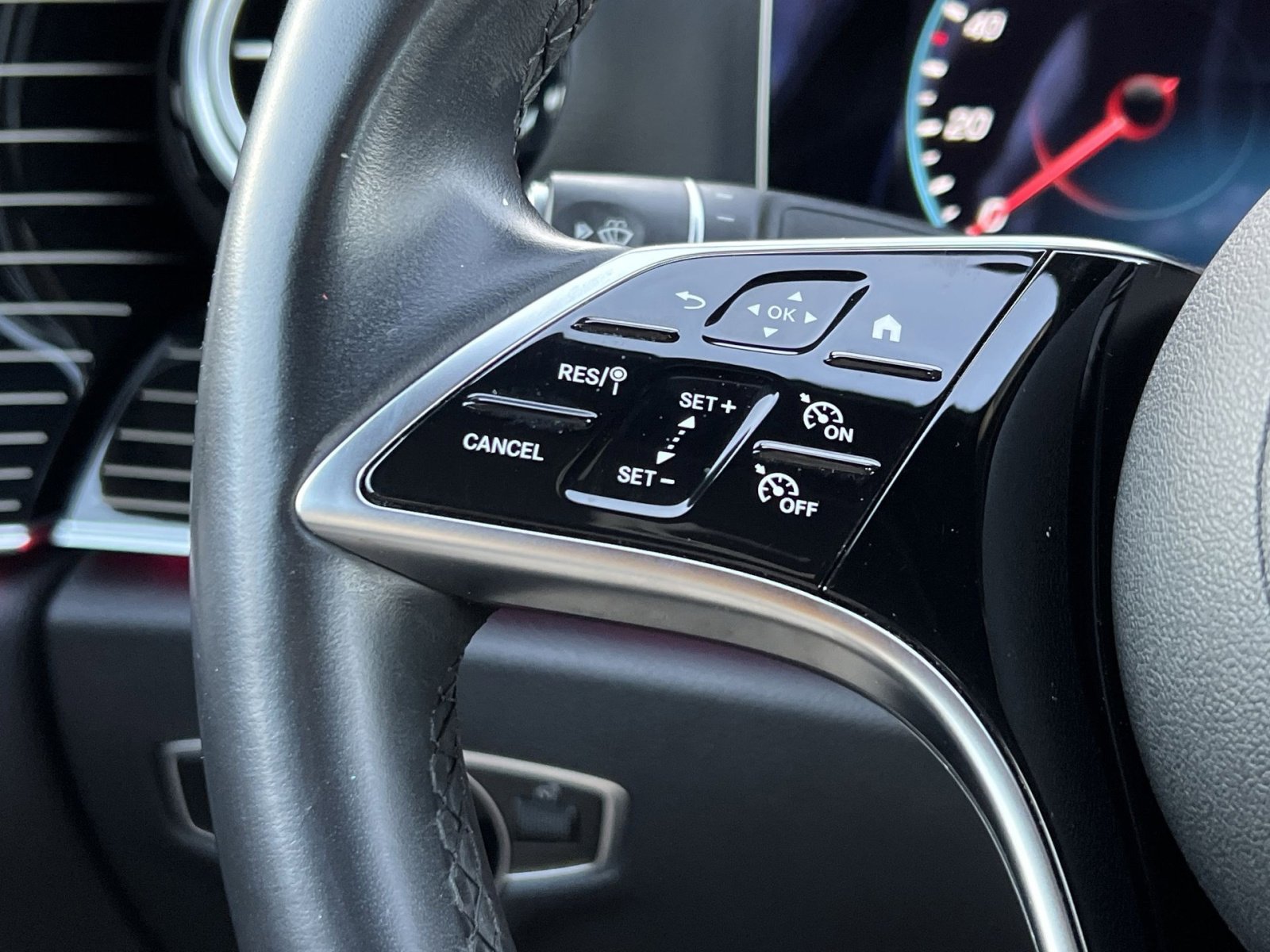 Certified 2021 Mercedes-Benz E 350 4MATIC Sedan w/ Premium Package image 30