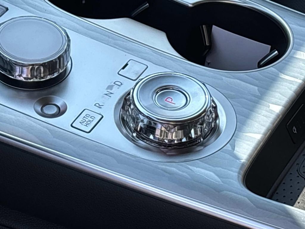 New 2026 Genesis Electrified GV70 image 15