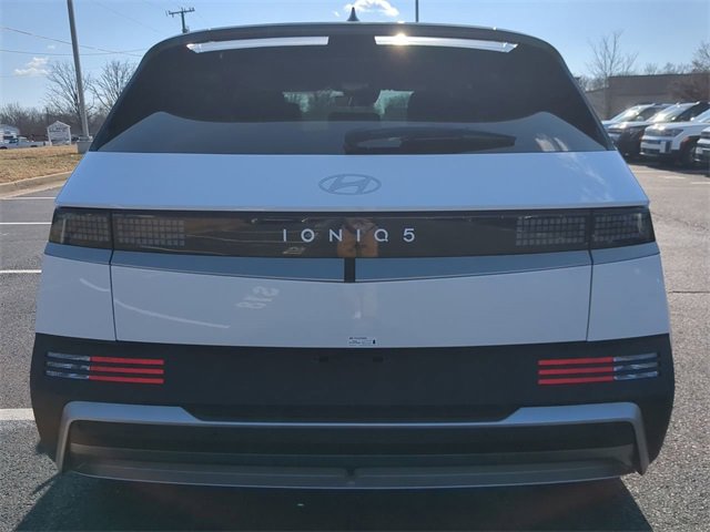 New 2026 Hyundai Ioniq 5 SEL image 5