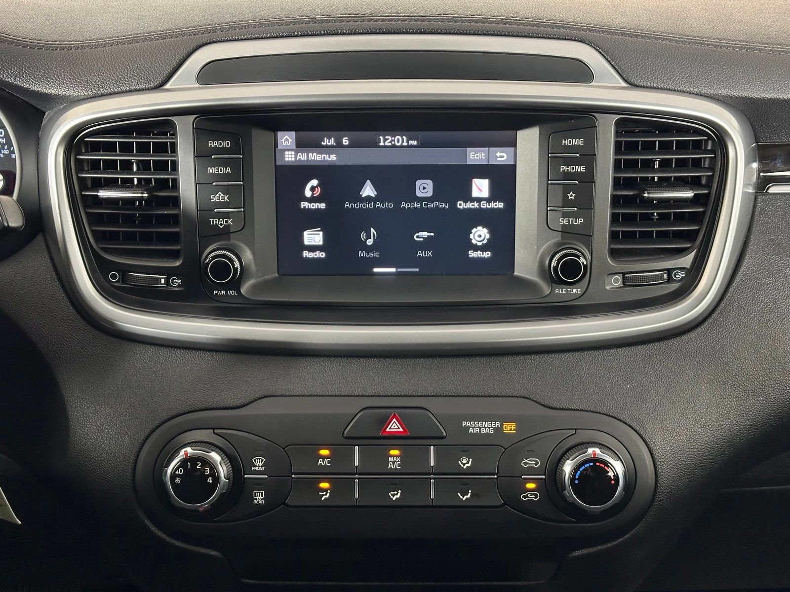 Used 2020 Kia Sorento FWD V6 image 14