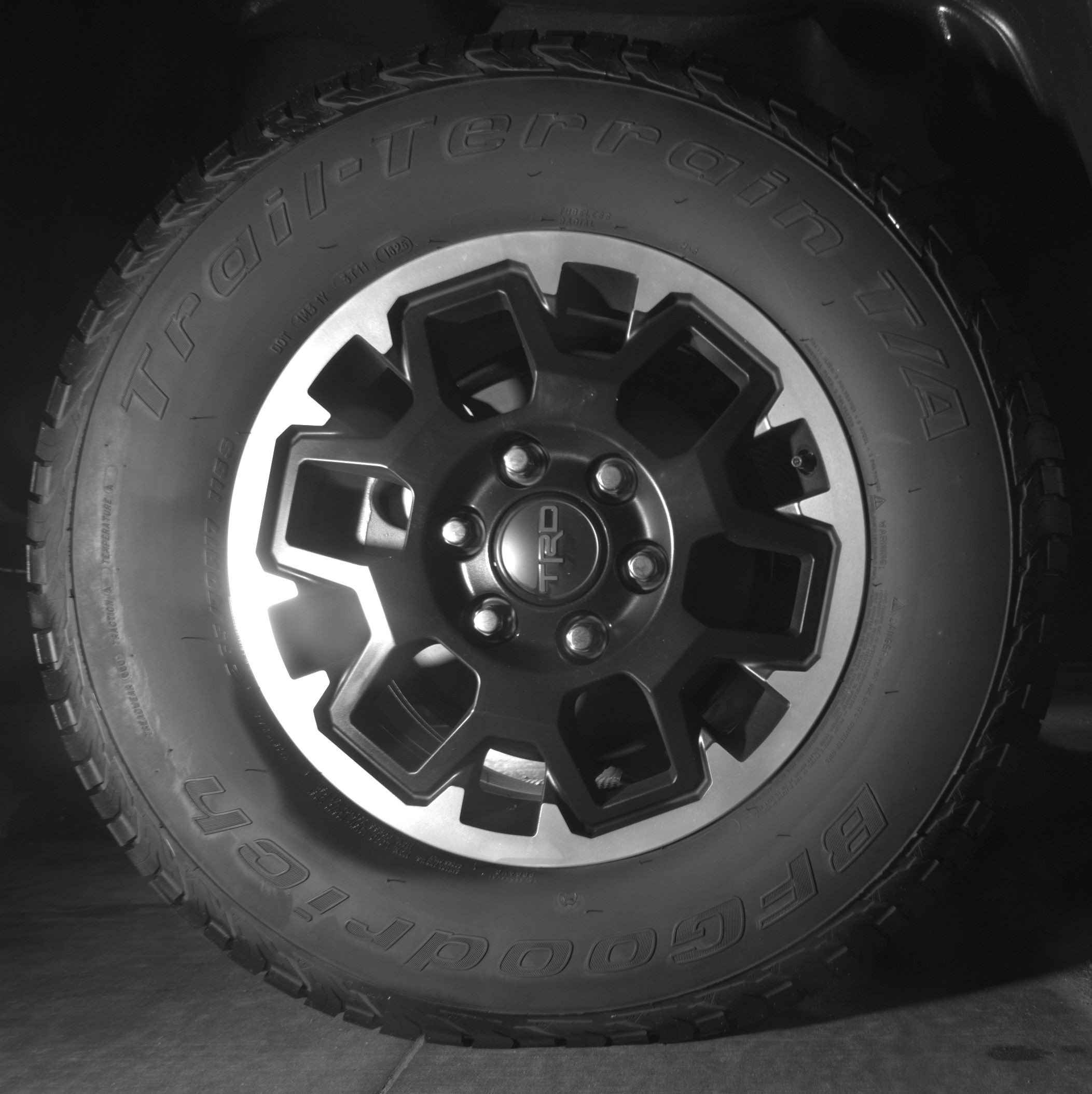 Used 2025 Toyota Tacoma TRD Off-Road AWD/4WD image 15