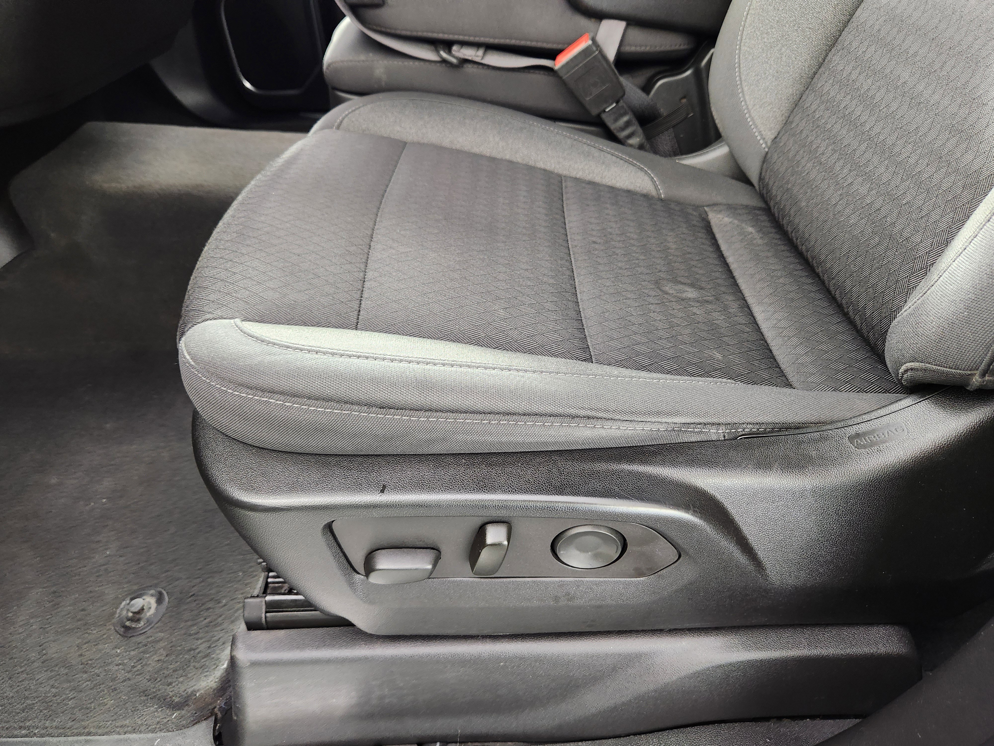 Used 2022 Chevrolet Silverado 1500 RST image 13