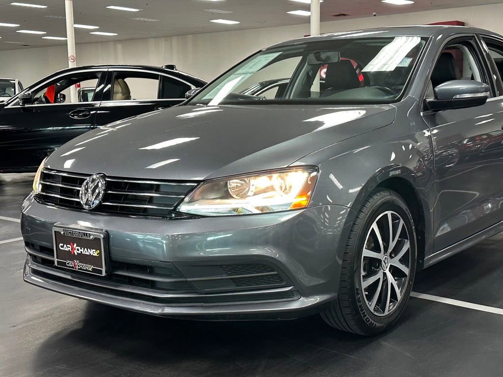 Used 2018 Volkswagen Jetta SE FWD image 11