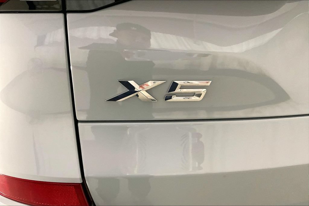 Certified 2024 BMW X5 xDrive50e AWD/4WD image 7