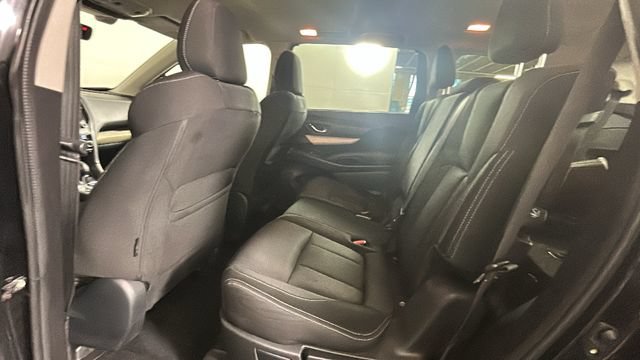 Used 2019 Subaru Ascent Premium w/ Popular Package #2 AWD/4WD image 24