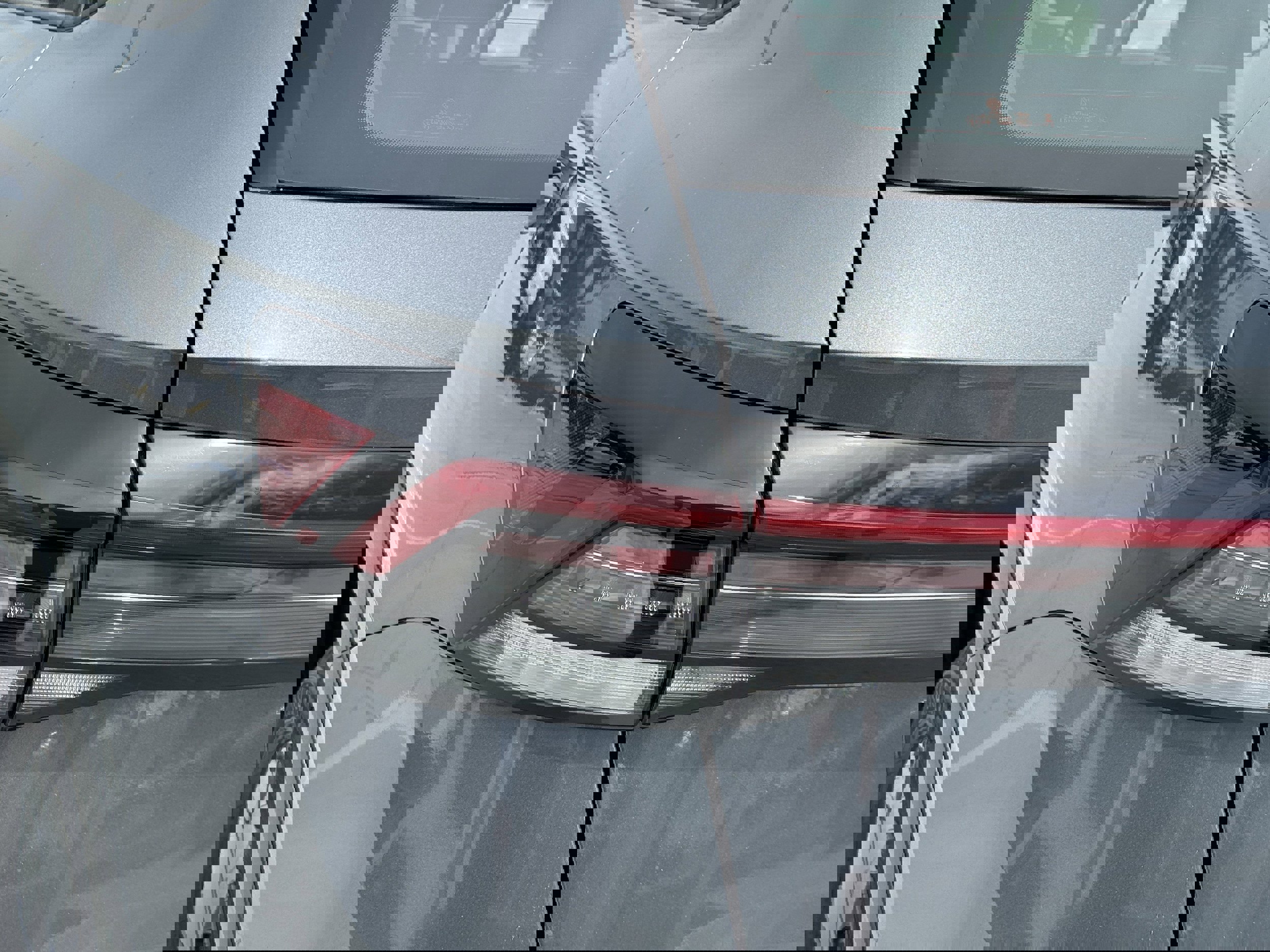 New 2025 Volkswagen Taos S image 9