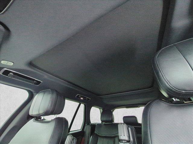 Certified 2023 Land Rover Range Rover SE AWD/4WD image 16