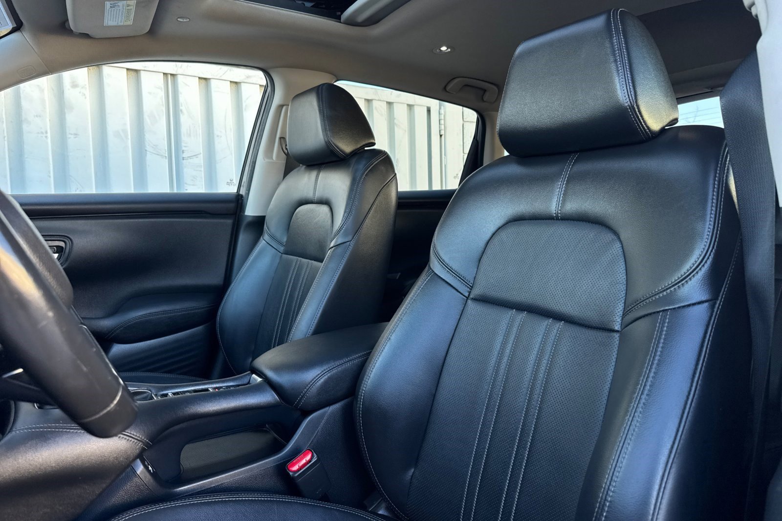 Used 2023 Honda HR-V EX-L image 23