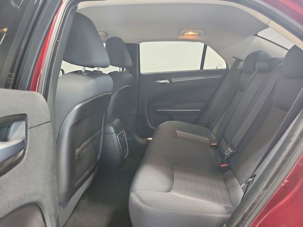 Used 2019 Chrysler 300 Touring w/ Driver Convenience Group RWD image 23