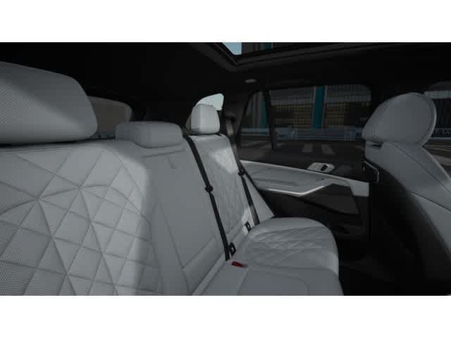 Used 2026 BMW X5 sDrive40i w/ M Sport Package RWD image 12