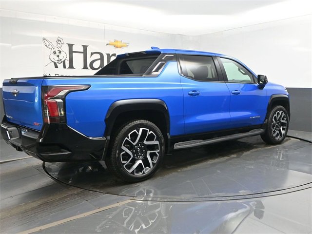 Certified 2025 Chevrolet Silverado EV RST image 47