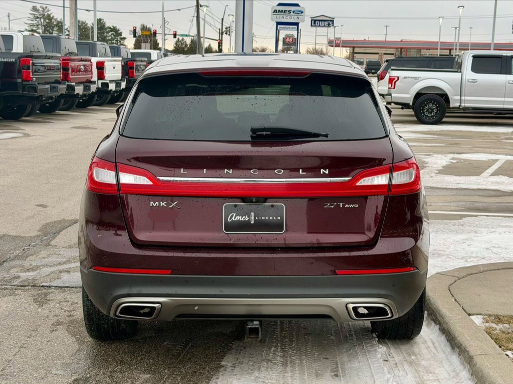 Used 2017 Lincoln MKX Reserve w/ Driver Assistance Package image 4