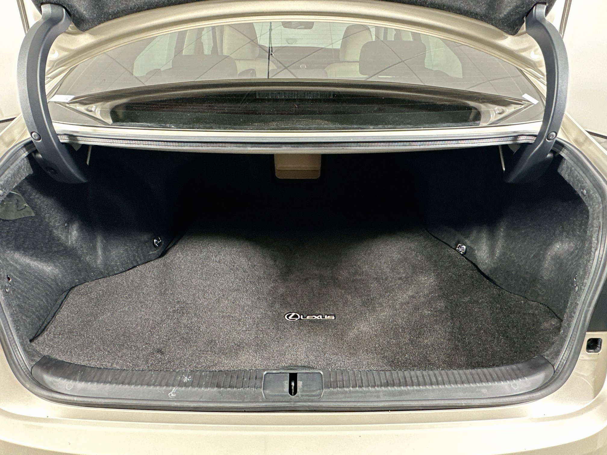 Used 2017 Lexus ES 350 w/ Navigation System Package FWD image 30