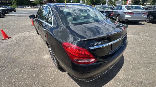 Used 2018 Mercedes-Benz C 300 4MATIC Sedan image 7