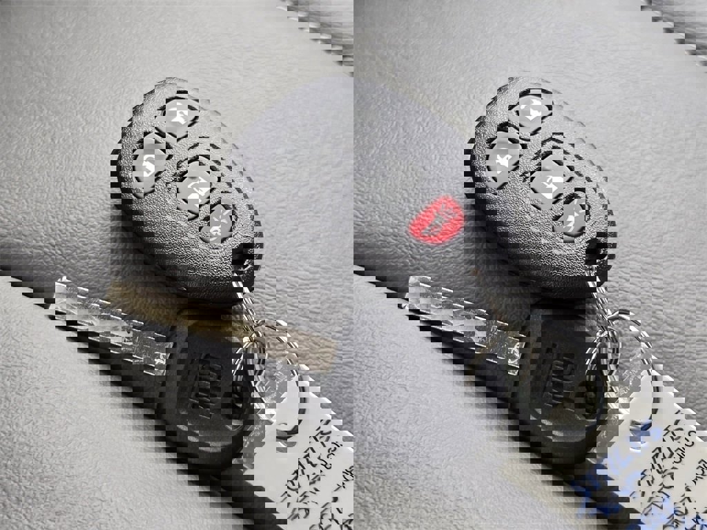 New 2025 Chevrolet Express 2500 w/ Communications Package image 18