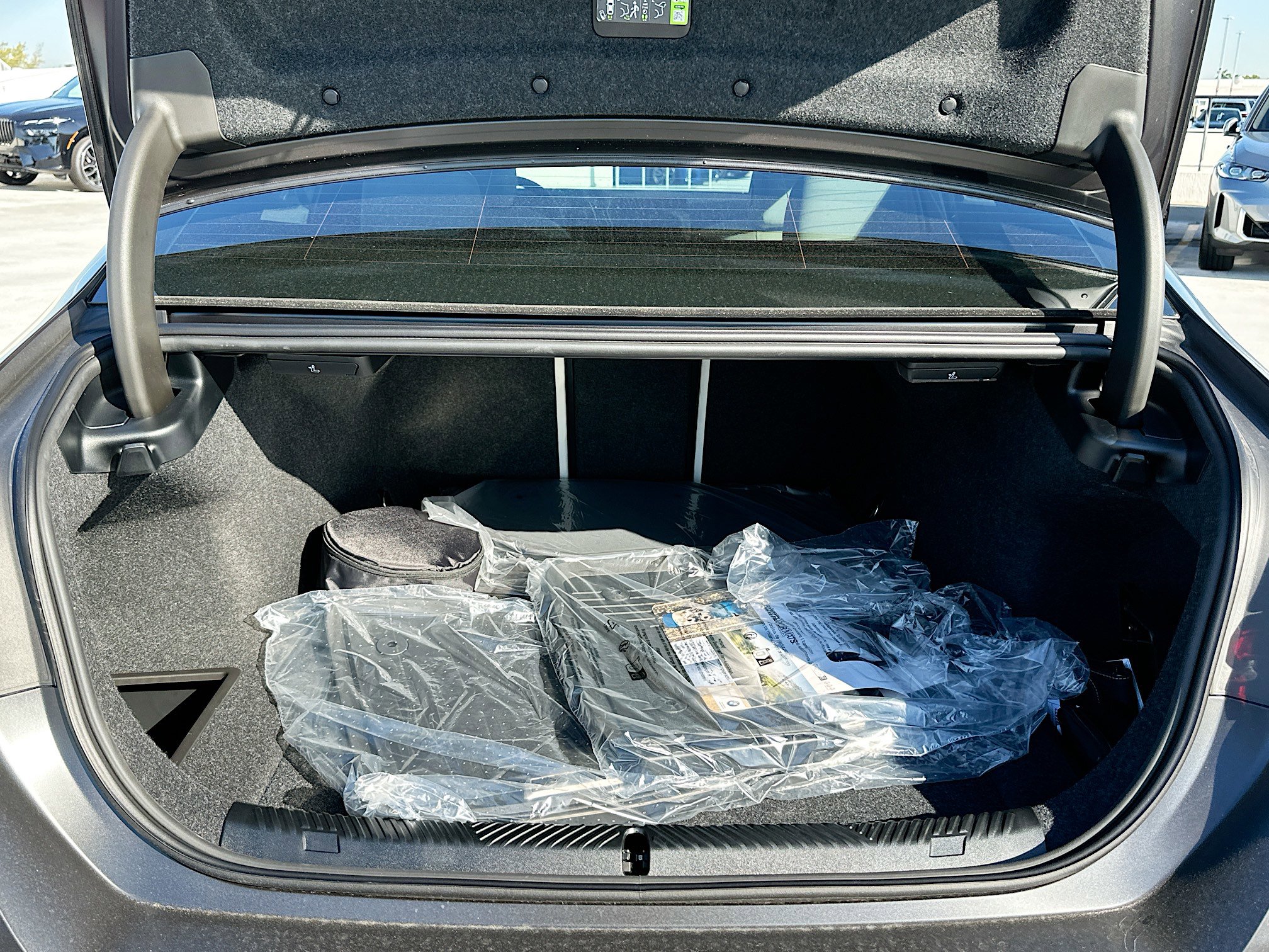 New 2026 BMW i5 eDrive40 image 21