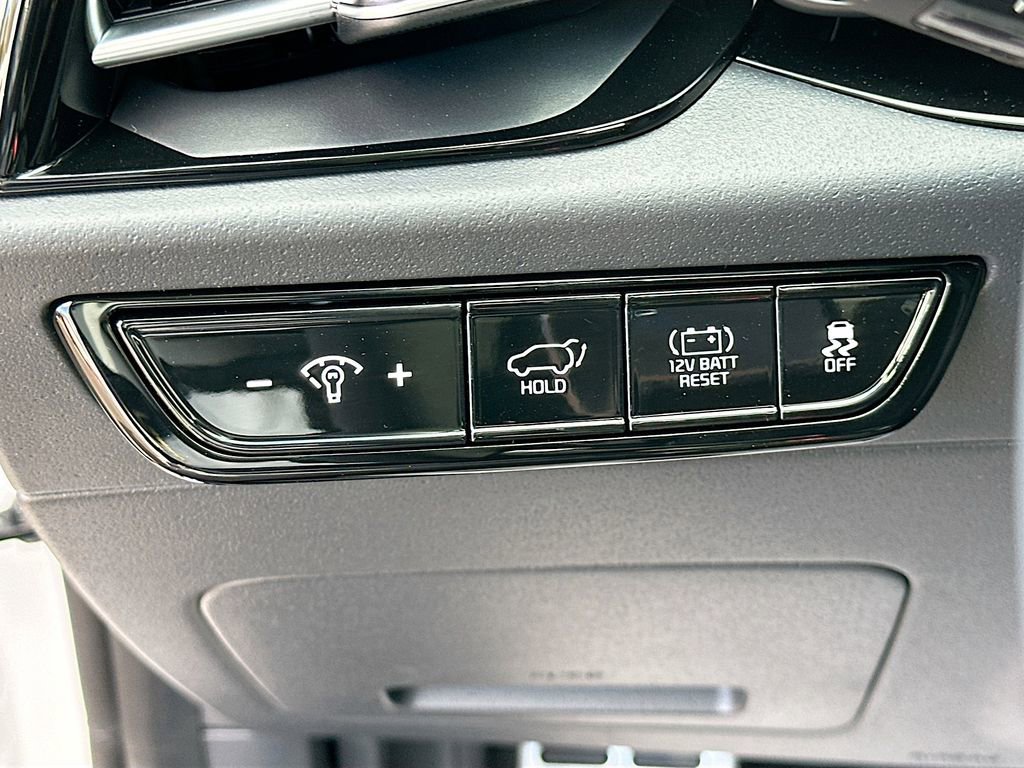 New 2026 Kia Niro SX Touring image 10