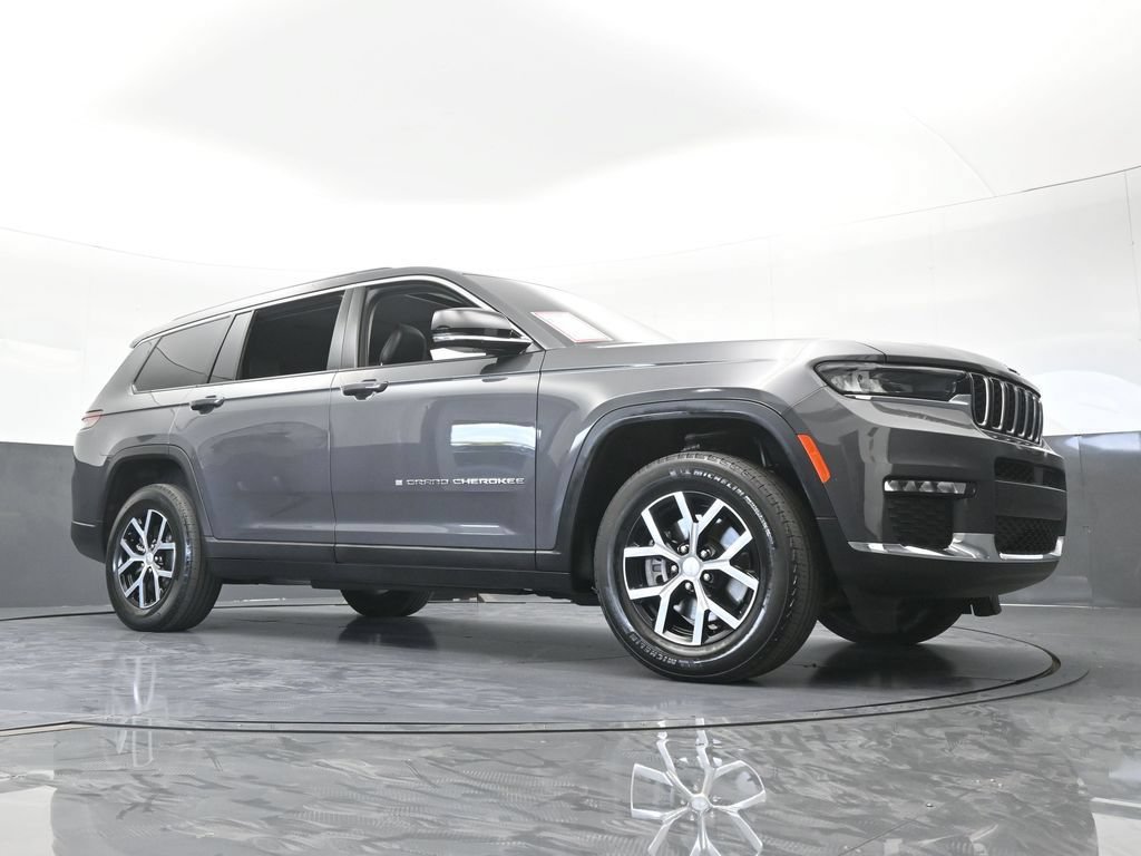Used 2023 Jeep Grand Cherokee L Limited w/ Trailer Tow Group (B) RWD image 67