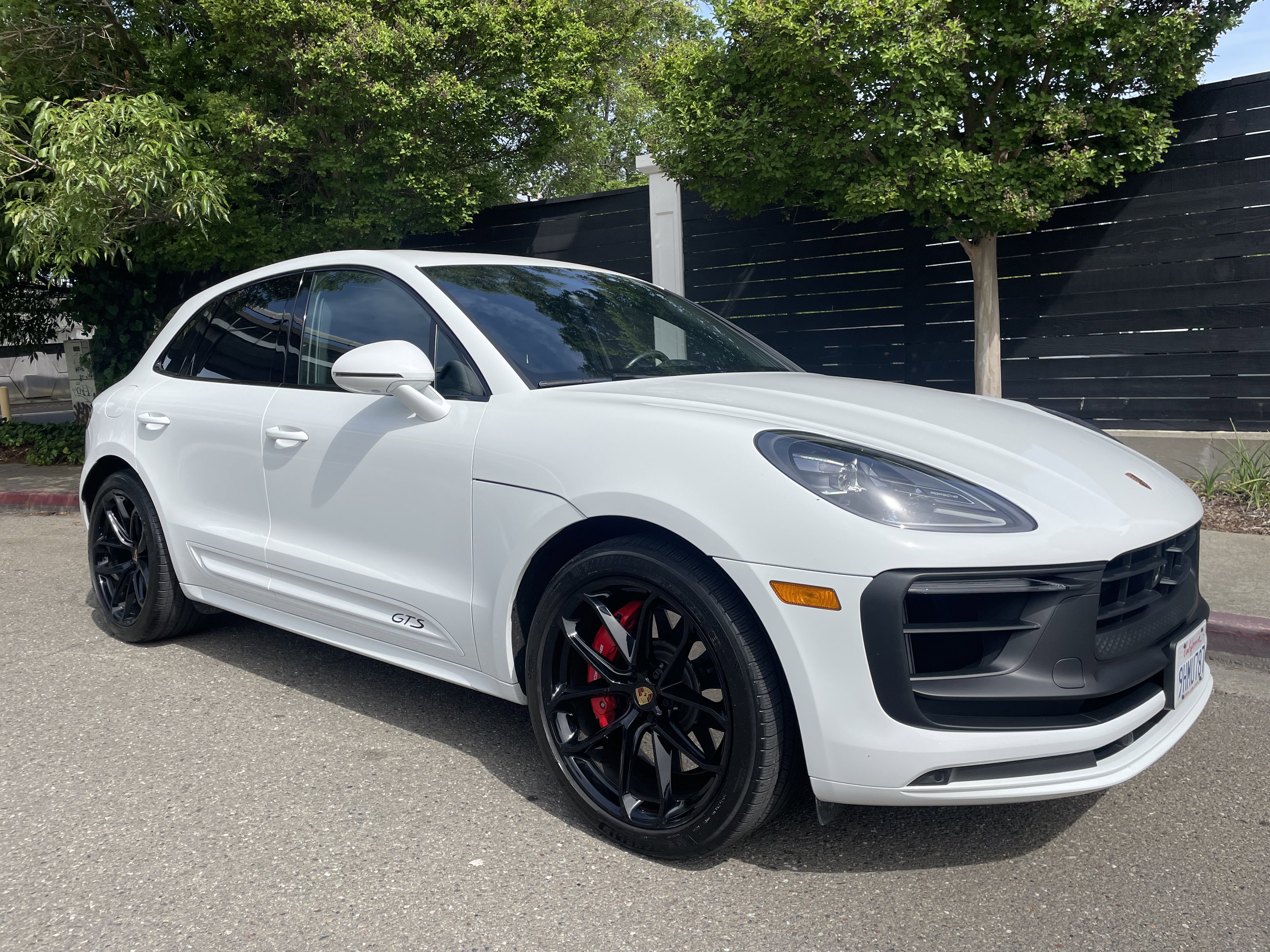 Used 2023 Porsche Macan GTS image 2
