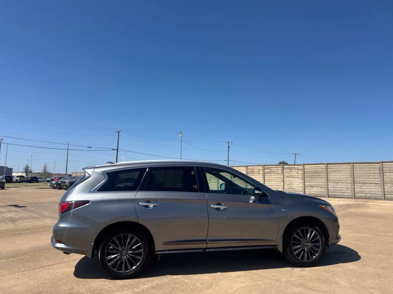 Used 2020 INFINITI QX60 Luxe w/ Edition 30 Essential Package FWD image 28