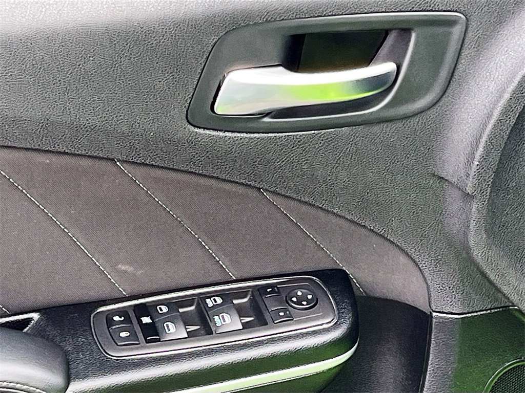 Used 2023 Dodge Charger Scat Pack w/ Harman/Kardon Audio Group image 18