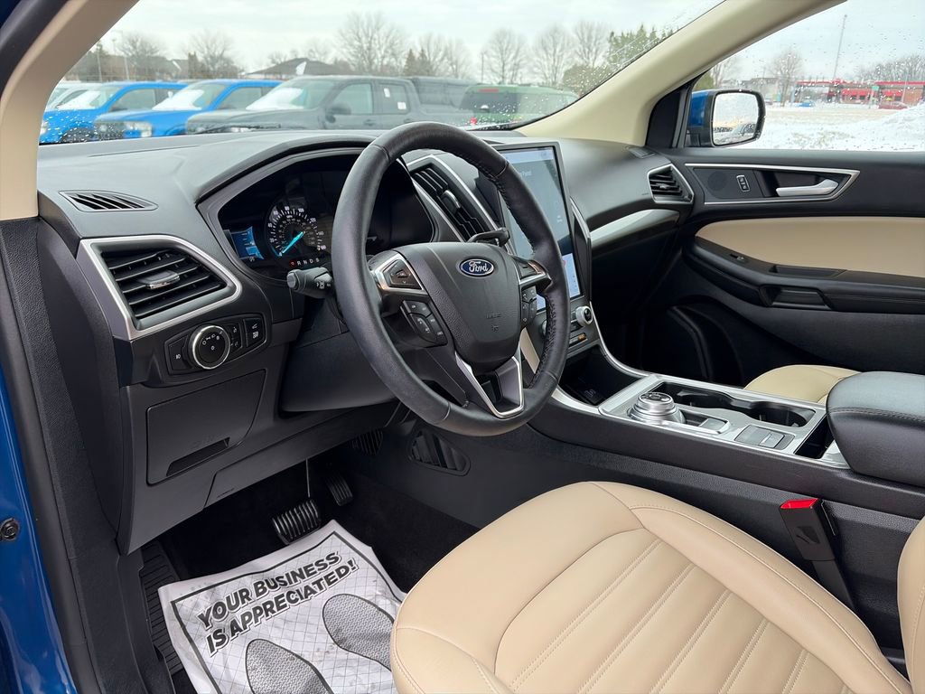 Used 2024 Ford Edge SEL w/ Convenience Package image 18