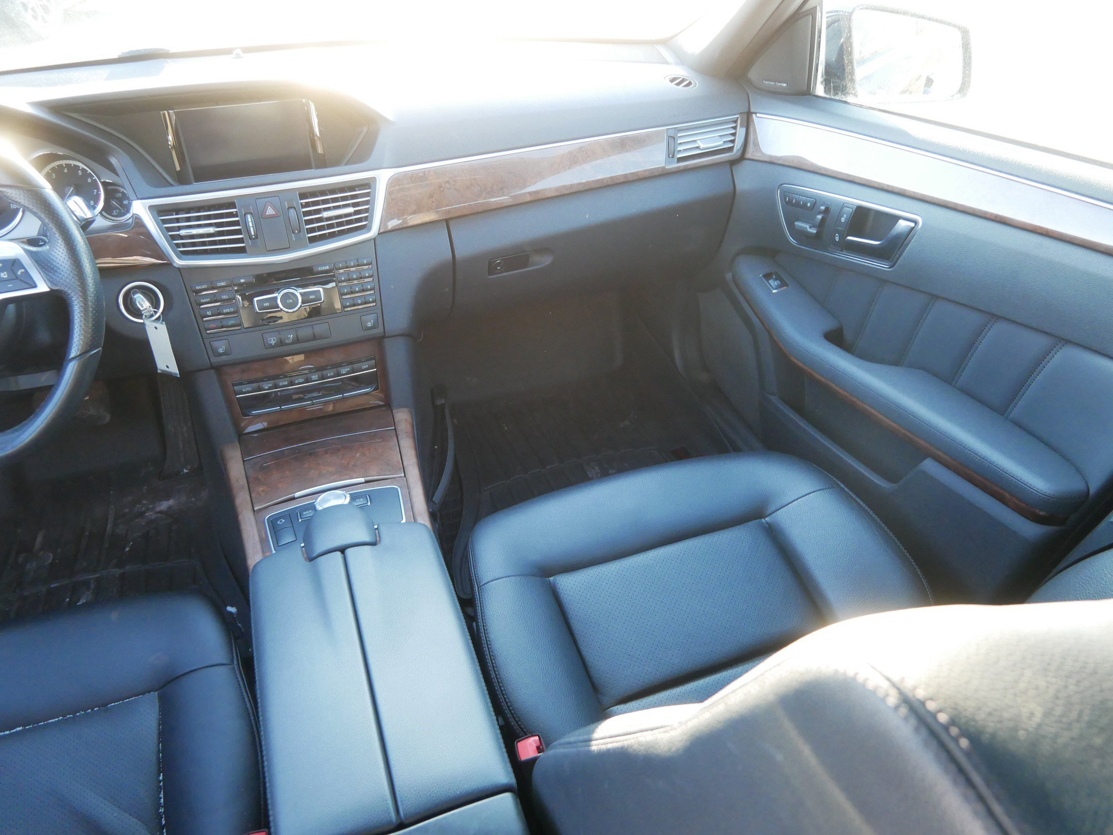 Used 2013 Mercedes-Benz E 350 4MATIC Sedan image 11