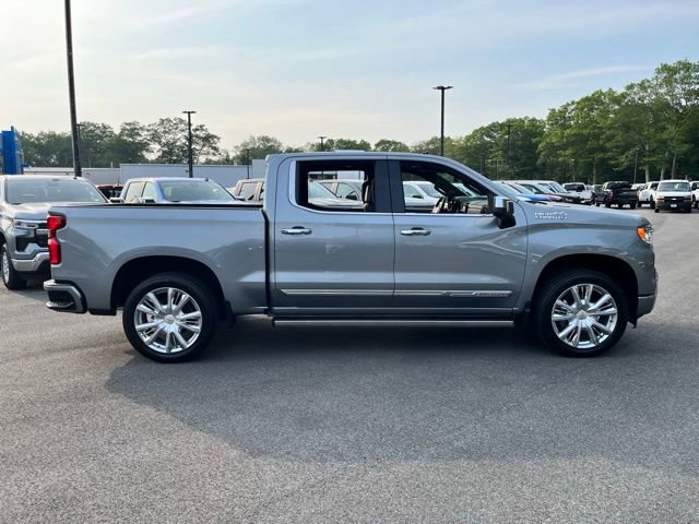 Used 2025 Chevrolet Silverado 1500 High Country w/ High Country Premium Package image 5
