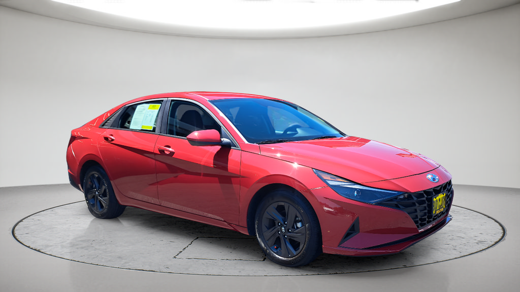 Used 2021 Hyundai Elantra SEL FWD image 1