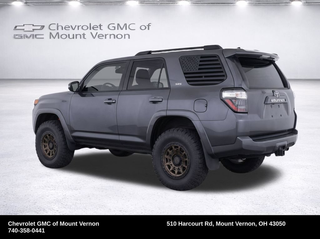 Used 2022 Toyota 4Runner SR5 Premium w/ Moonroof Package AWD/4WD image 3