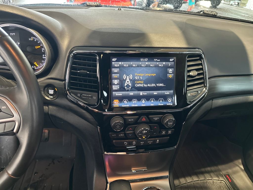 Used 2020 Jeep Grand Cherokee Altitude AWD/4WD image 22