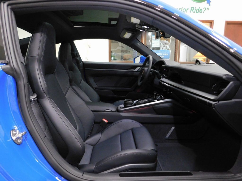 Used 2025 Porsche 911 Carrera S image 95