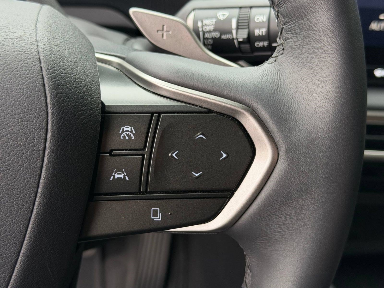 Certified 2024 Lexus RX 350 AWD w/ Convenience Package image 19