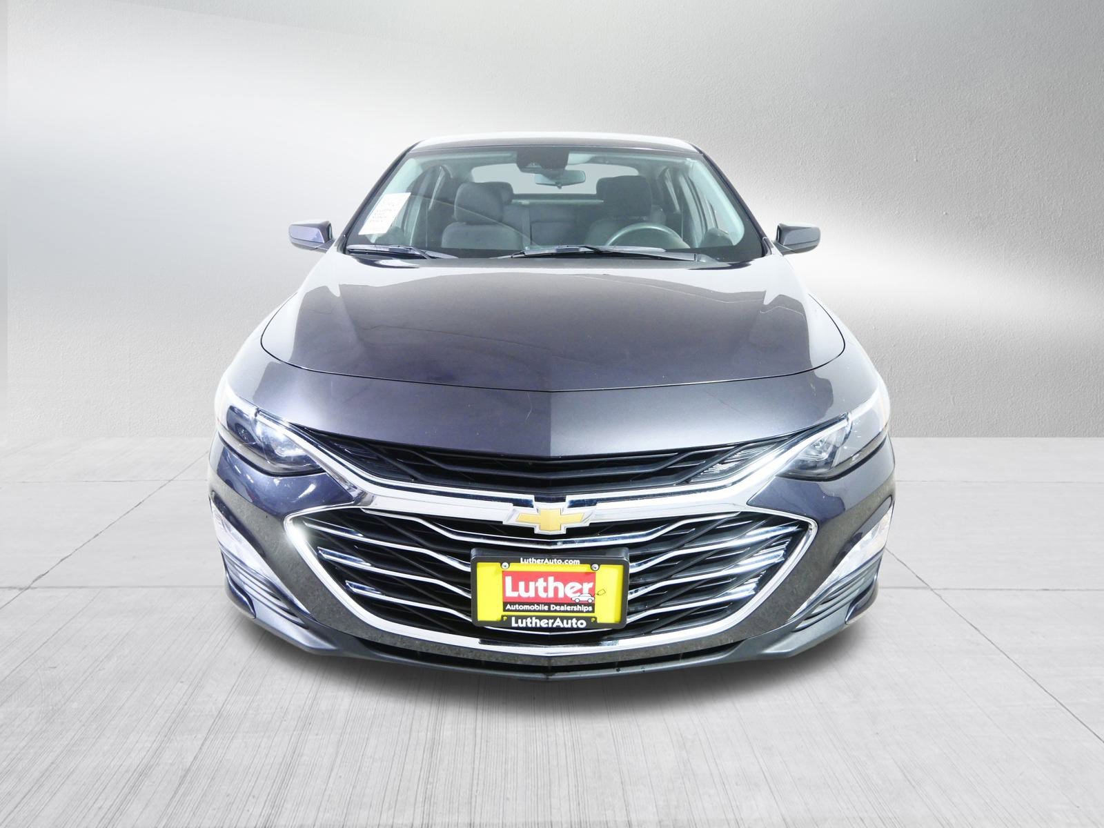 Used 2023 Chevrolet Malibu LT image 2