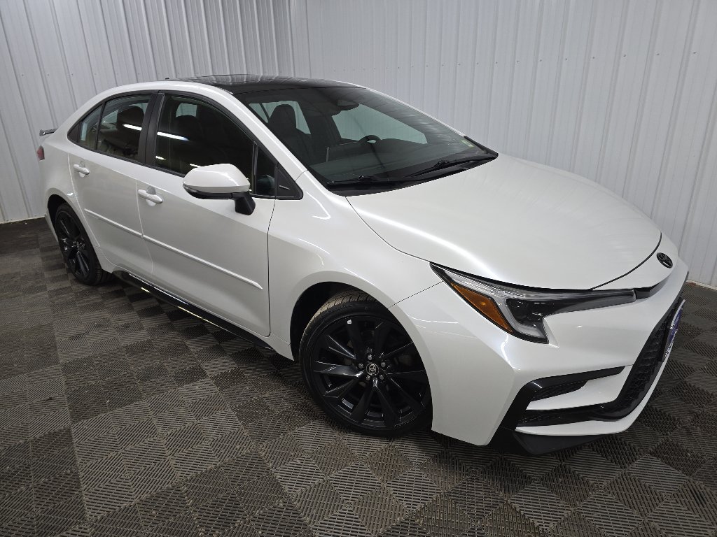 Used 2023 Toyota Corolla XSE FWD image 7
