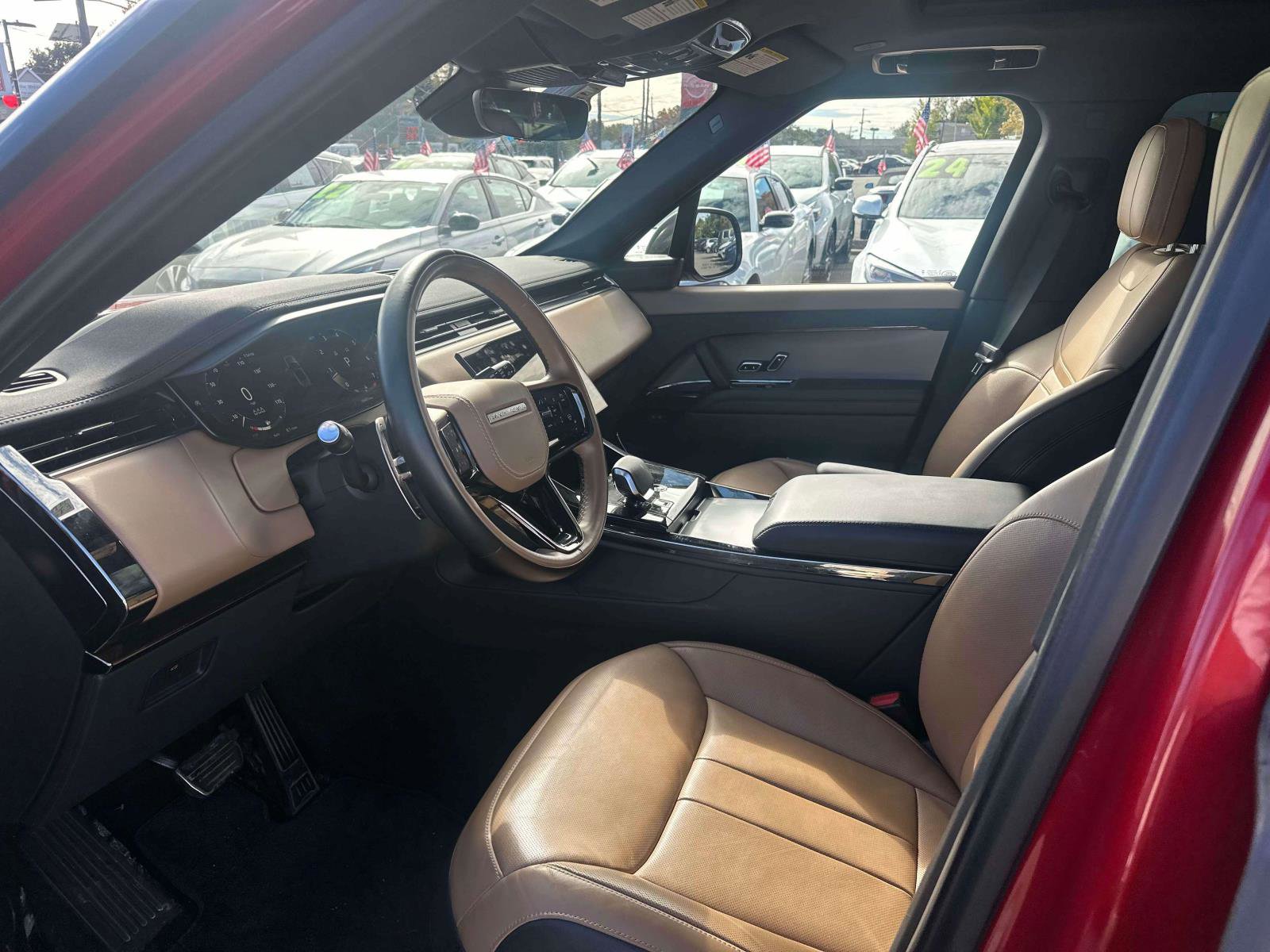 Used 2024 Land Rover Range Rover Sport Dynamic SE image 14