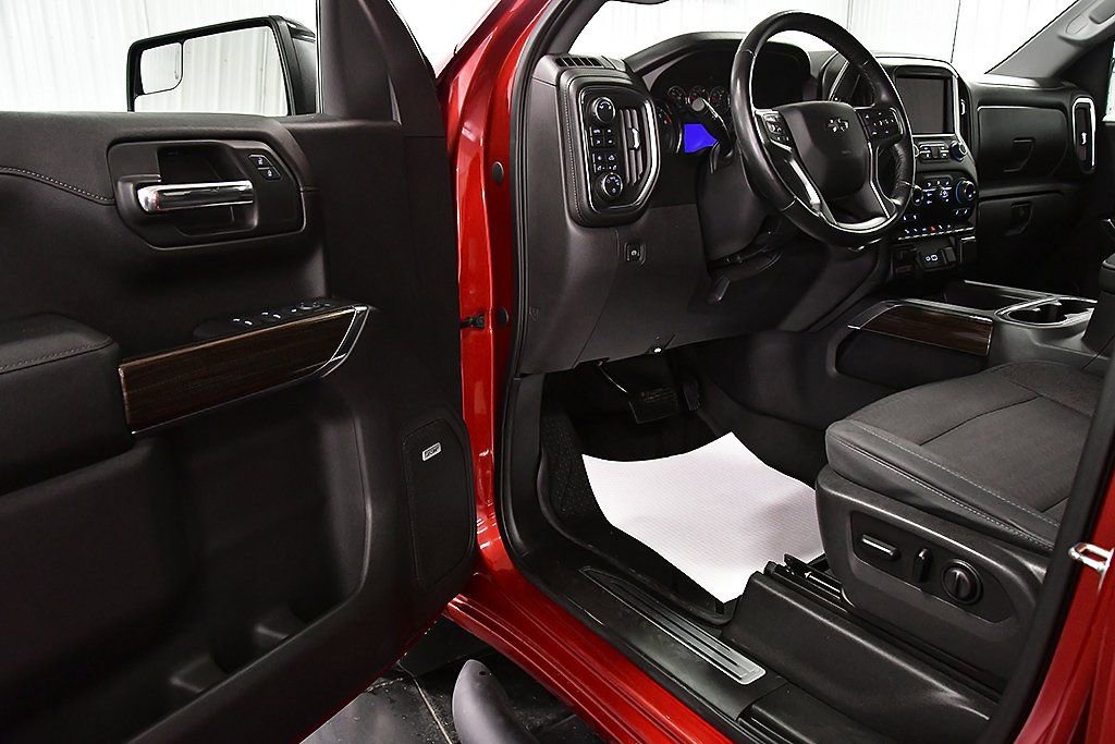 Used 2019 Chevrolet Silverado 1500 RST image 19