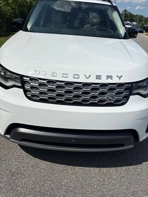 Certified 2025 Land Rover Discovery S AWD/4WD image 10
