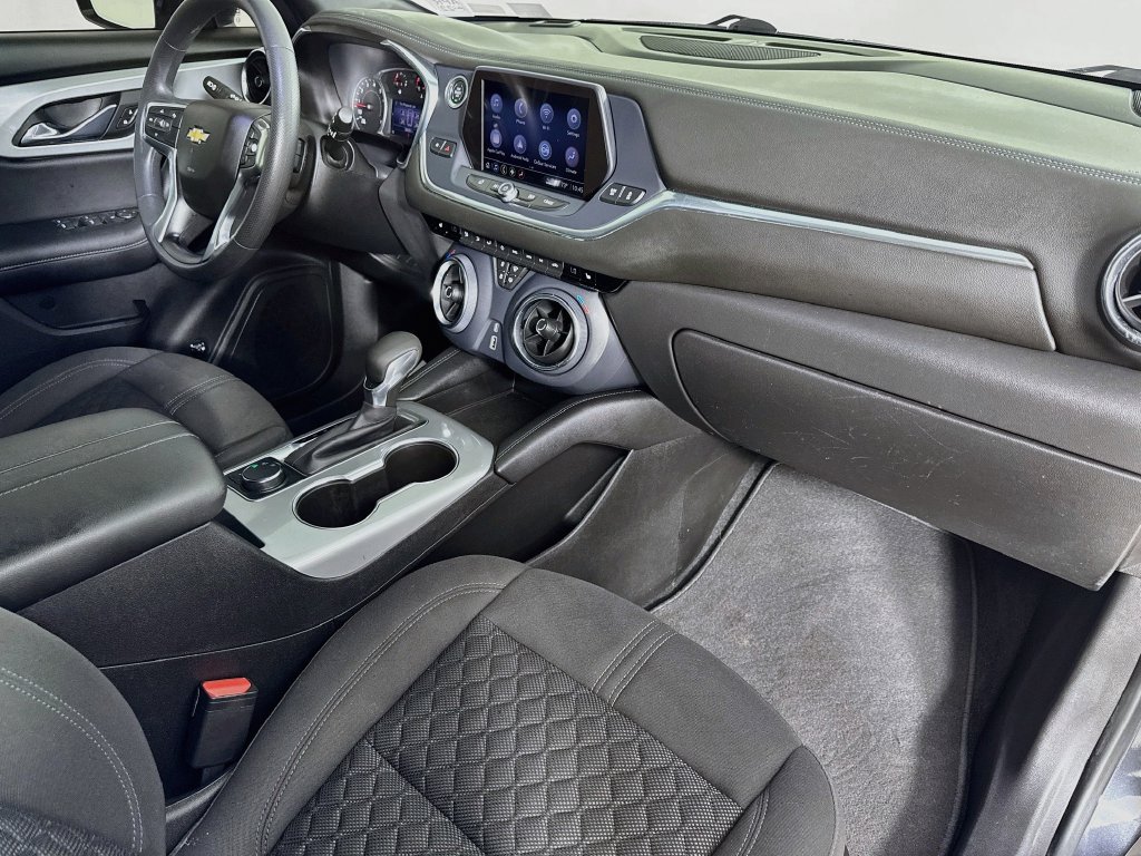 Used 2021 Chevrolet Blazer LT FWD image 37