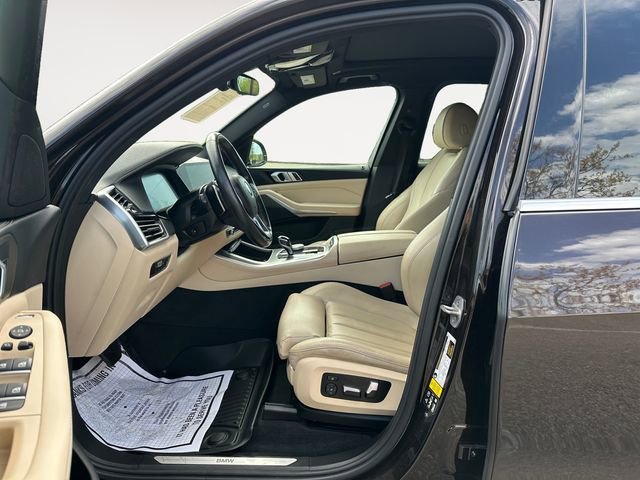 Used 2022 BMW X5 xDrive40i w/ Premium Package AWD/4WD image 9