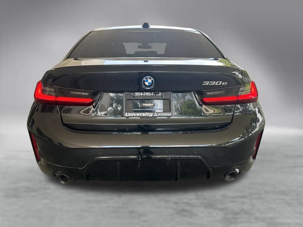 Used 2023 BMW 330e w/ M Sport Package RWD image 33